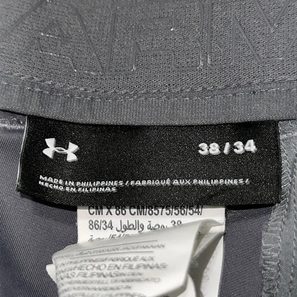 gray Under Armour pants size 38 waist 30" inseam - Picture 3 of 3